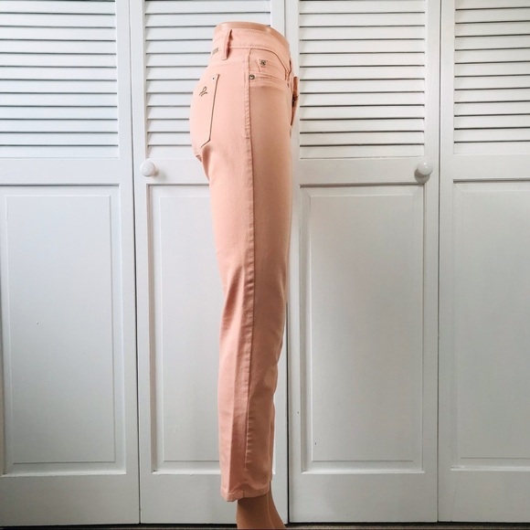 DL1961 Light Pink Angel Mid-Rise Skinny Ankle Jeans Size 29 - Picture 3 of 10